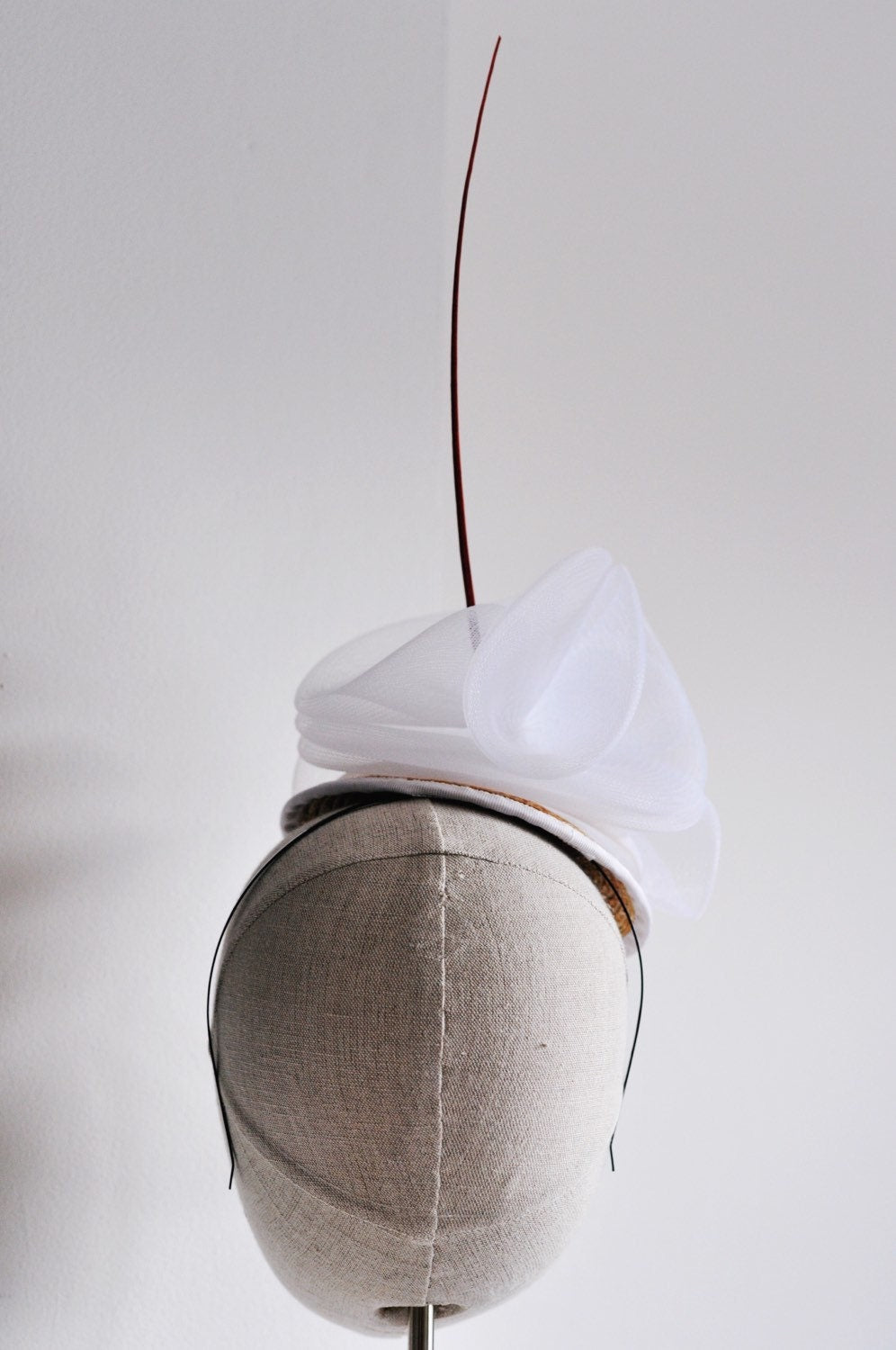 White Crin Cocktail Hat Racing Mini Hat Wedding Fascinator