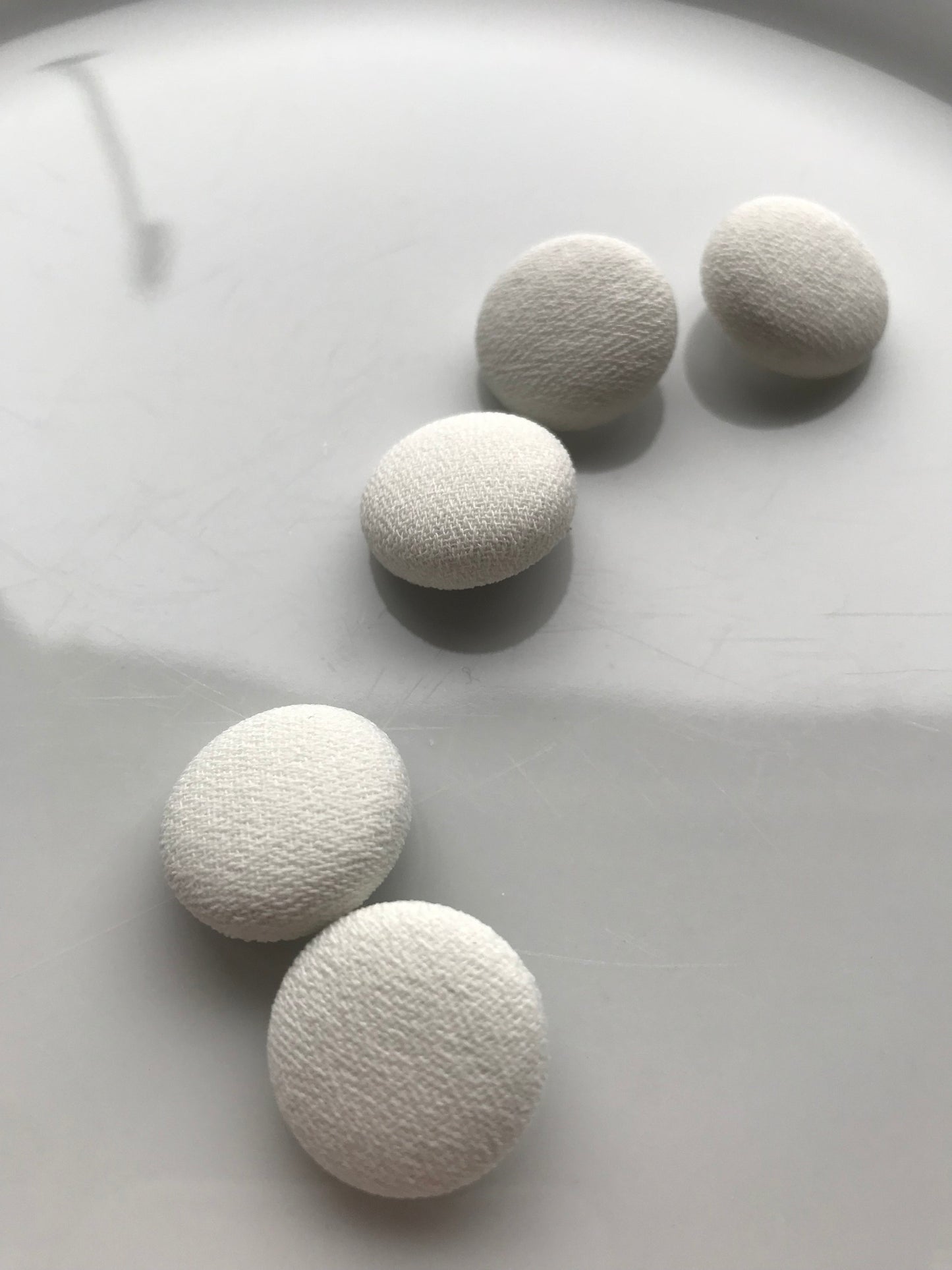 Ivory Silk Crepe Georgette Buttons 3/4” 1.8cm sz30 Limited Edition