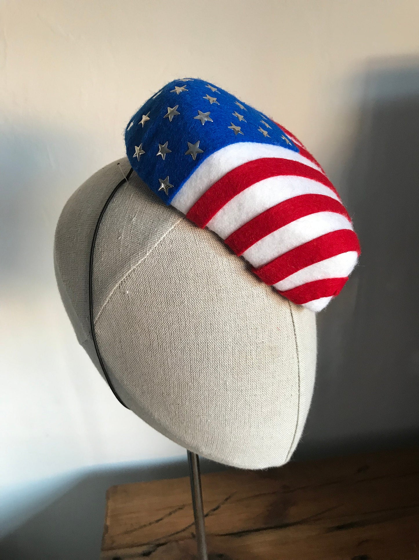 Stars and Stripes Heart Cocktail Hat Fascinator Mini Hat Flag Hat USA Americana