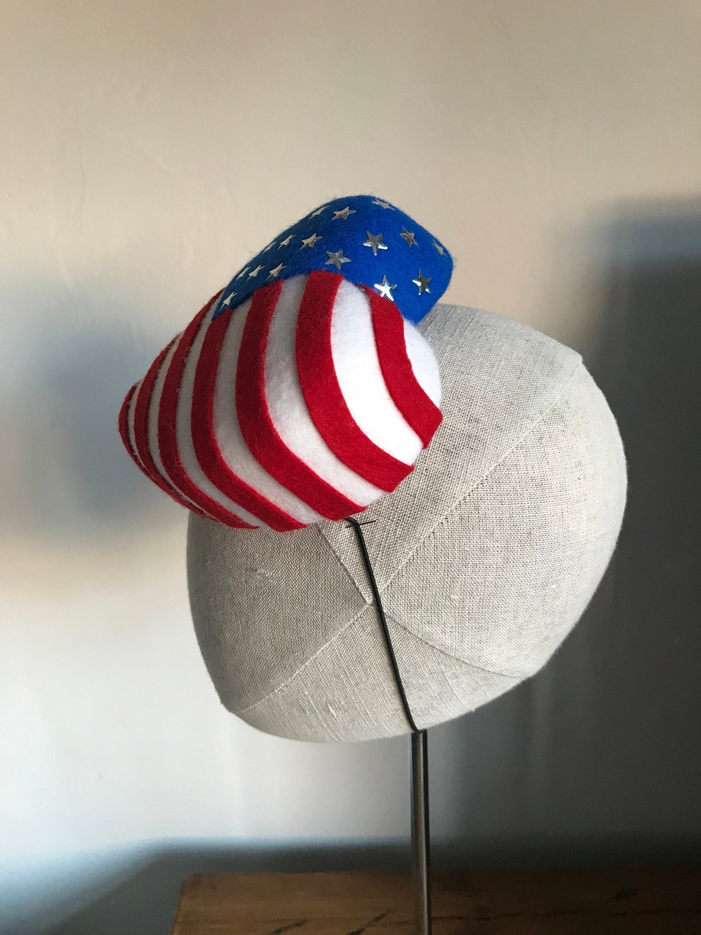 Stars and Stripes Heart Cocktail Hat Fascinator Mini Hat Flag Hat USA Americana