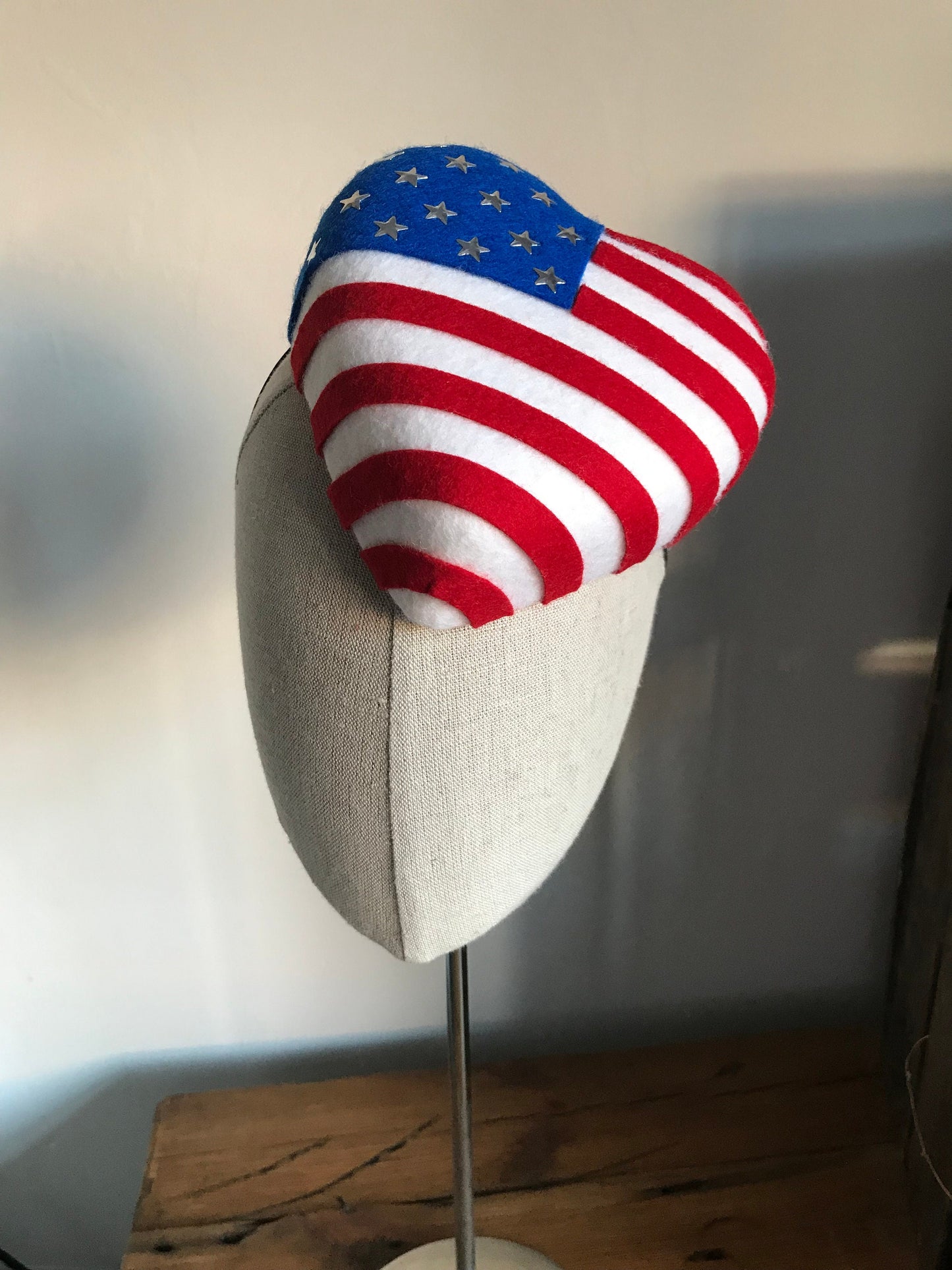 Stars and Stripes Heart Cocktail Hat Fascinator Mini Hat Flag Hat USA Americana