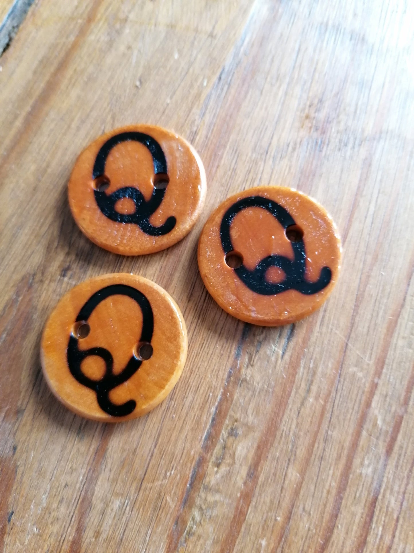 Wooden Letter Q Buttons Upper Case Alphabet Capital