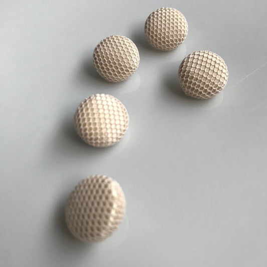 Nude Cream Power Net Covered Wedding Dress Buttons Body Stocking Mesh Silk Satin Bridal Buttons Silk Charmeuse