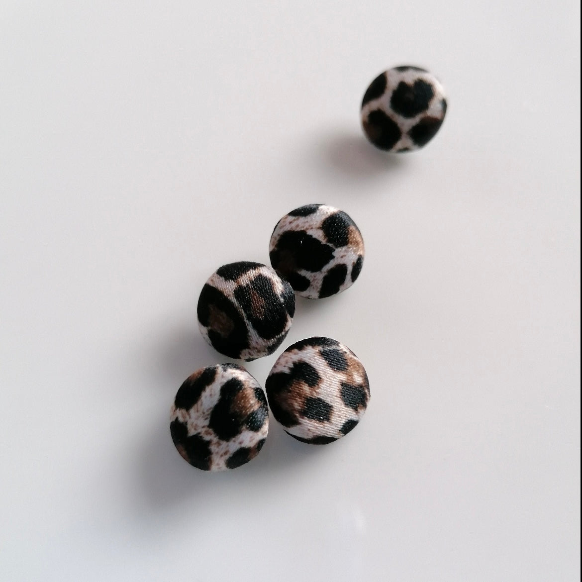 Leopard Print Wedding Dress Buttons Satin Bridal Buttons Animal Print Alternative Bride