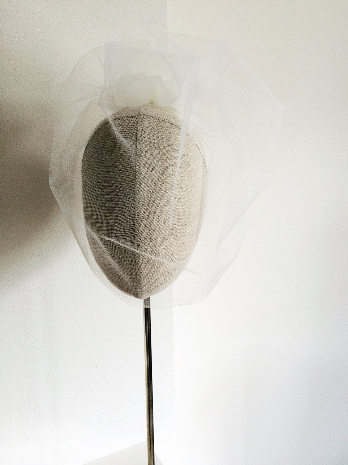 Ivory Illusion Birdcage Veil 18 Inch Tulle Veil Pearl Back Blusher Veil