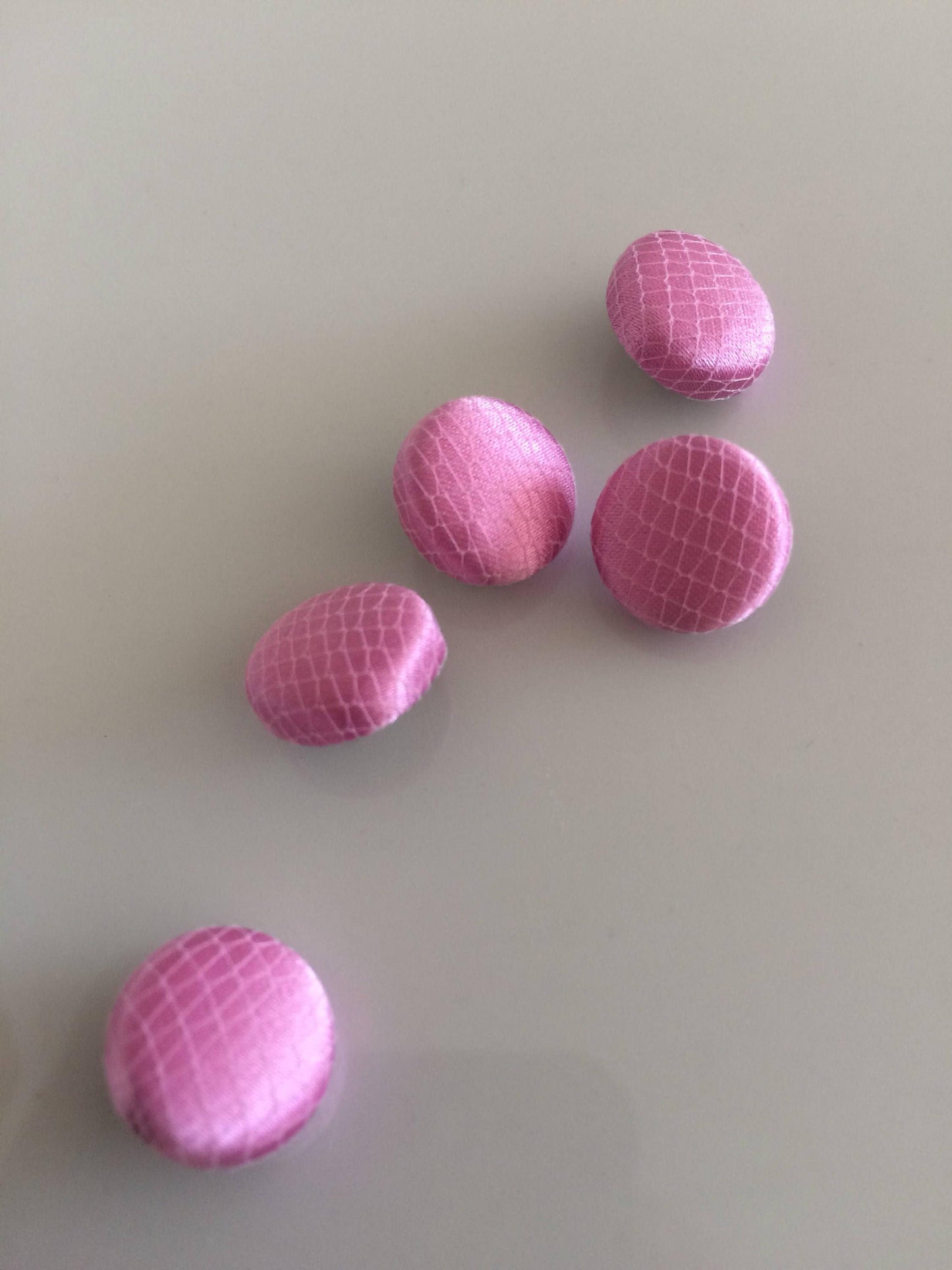 Tulle Covered Candy Pink Wedding Dress Buttons Silk Satin Bridal Buttons Silk Charmeuse