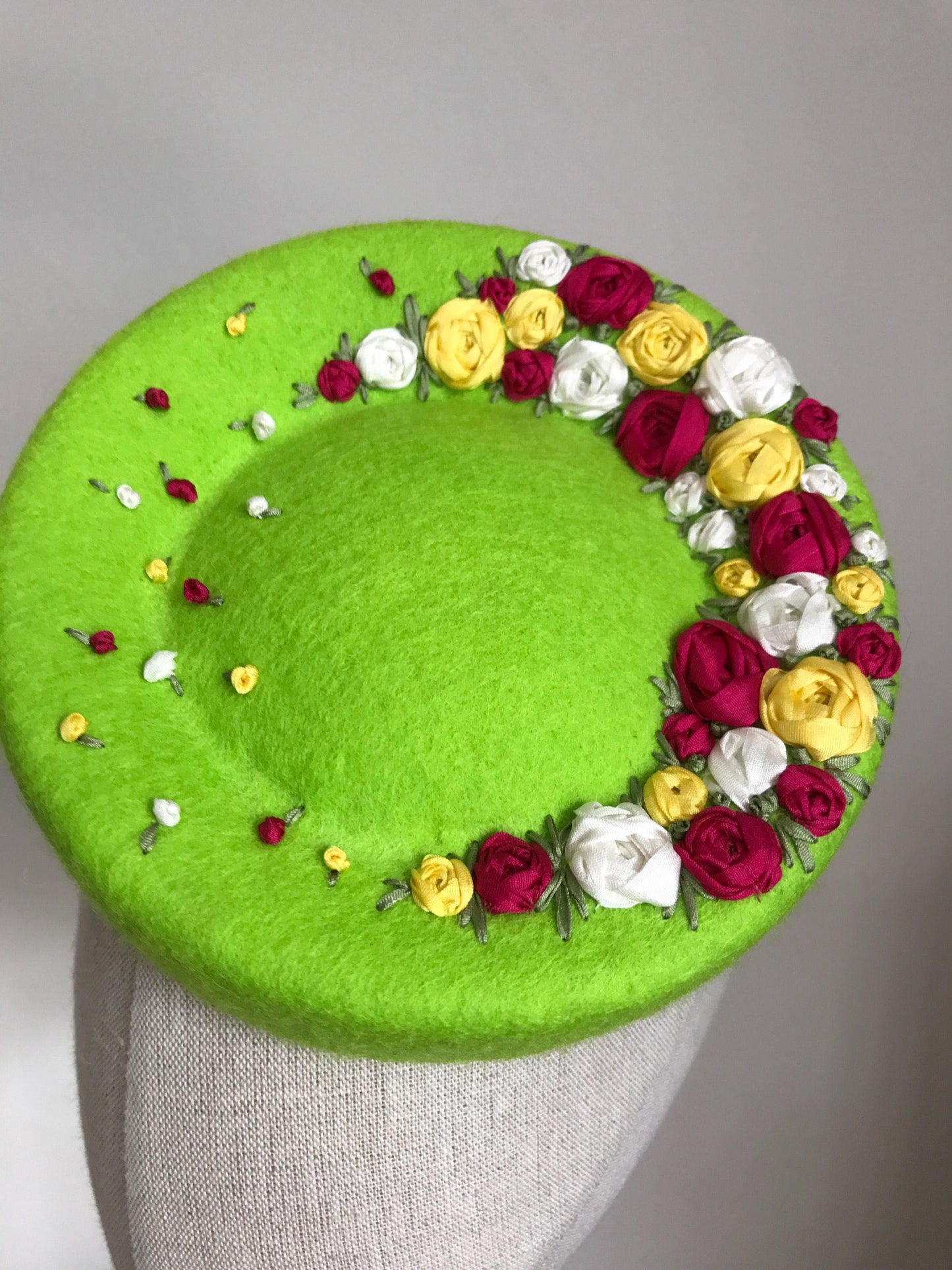 Green Wool Cocktail Hat Silk Rose Raked Pork Pie Fascinator