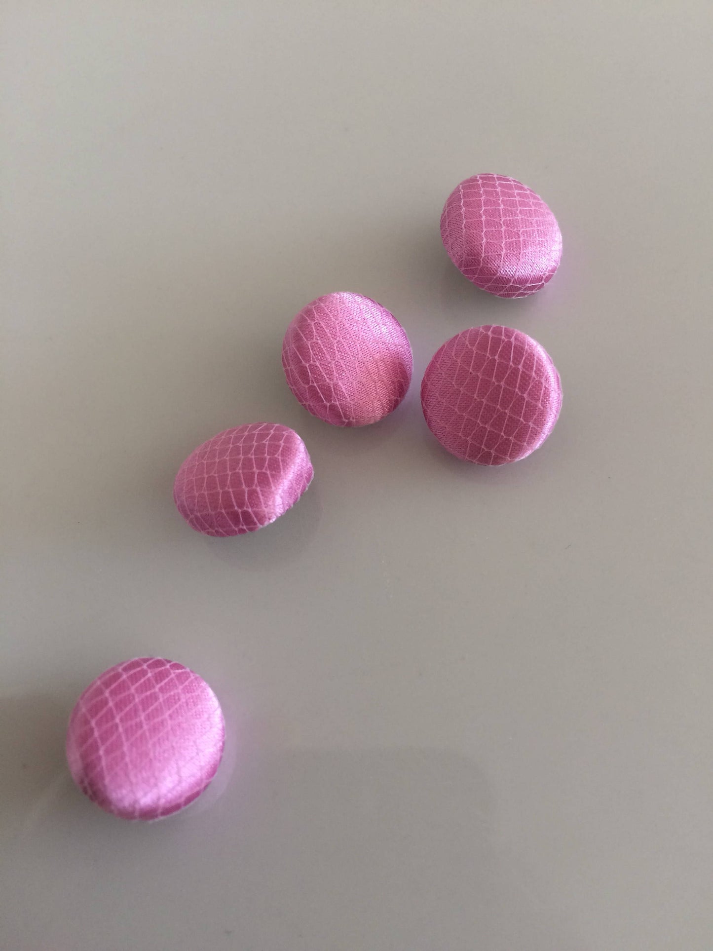 Tulle Covered Candy Pink Wedding Dress Buttons Silk Satin Bridal Buttons Silk Charmeuse