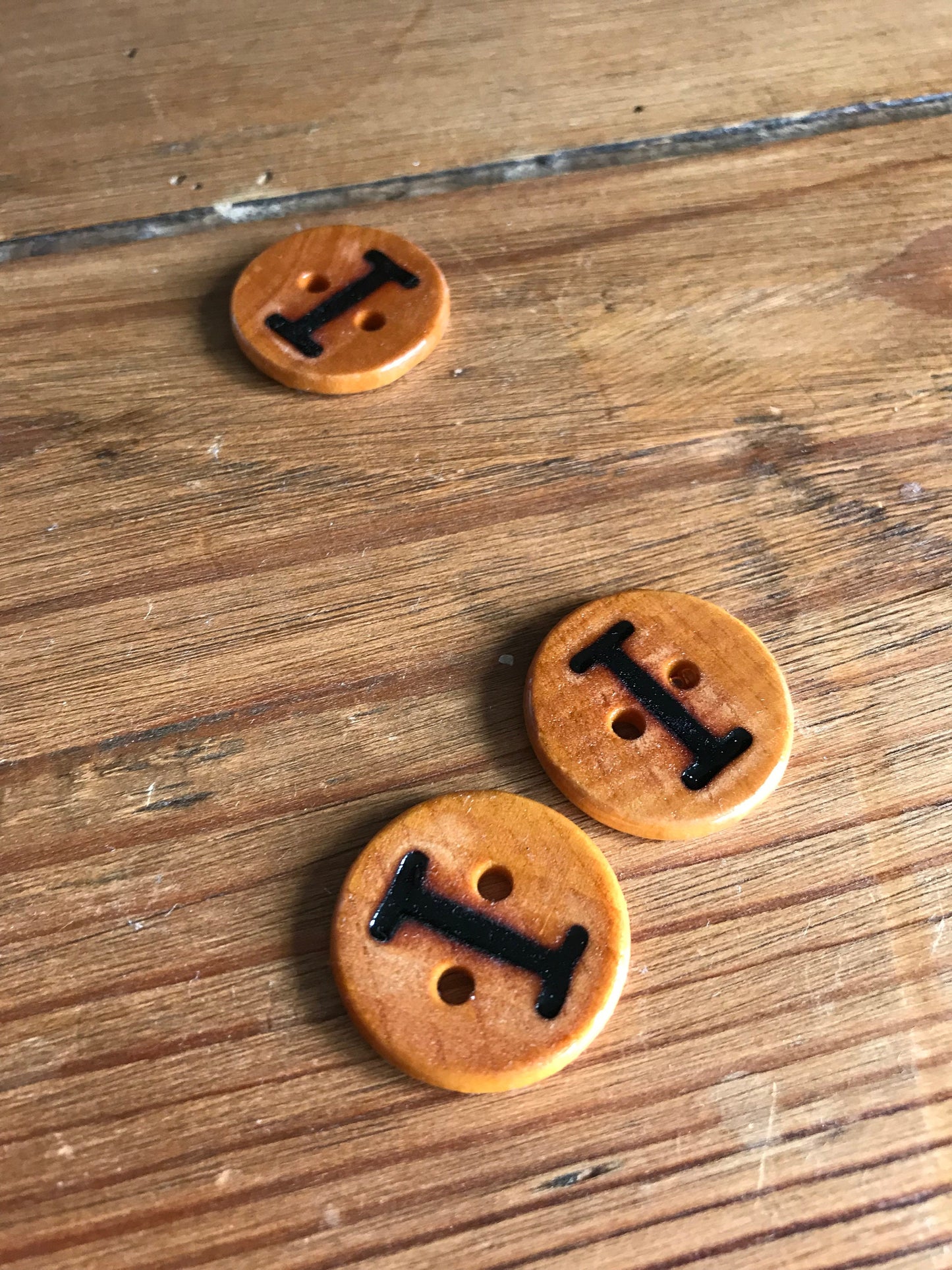 Wooden Letter I Buttons Upper Case Alphabet Capital