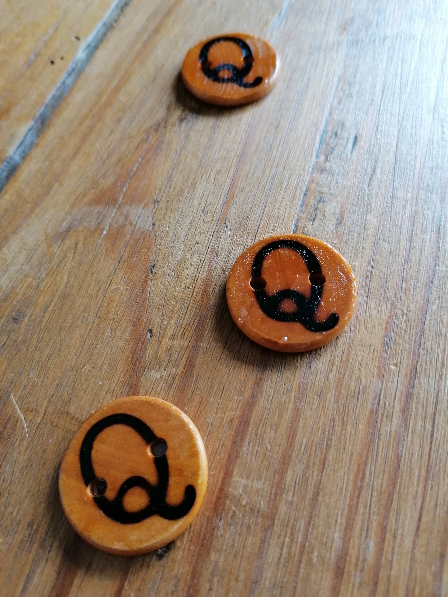 Wooden Letter Q Buttons Upper Case Alphabet Capital