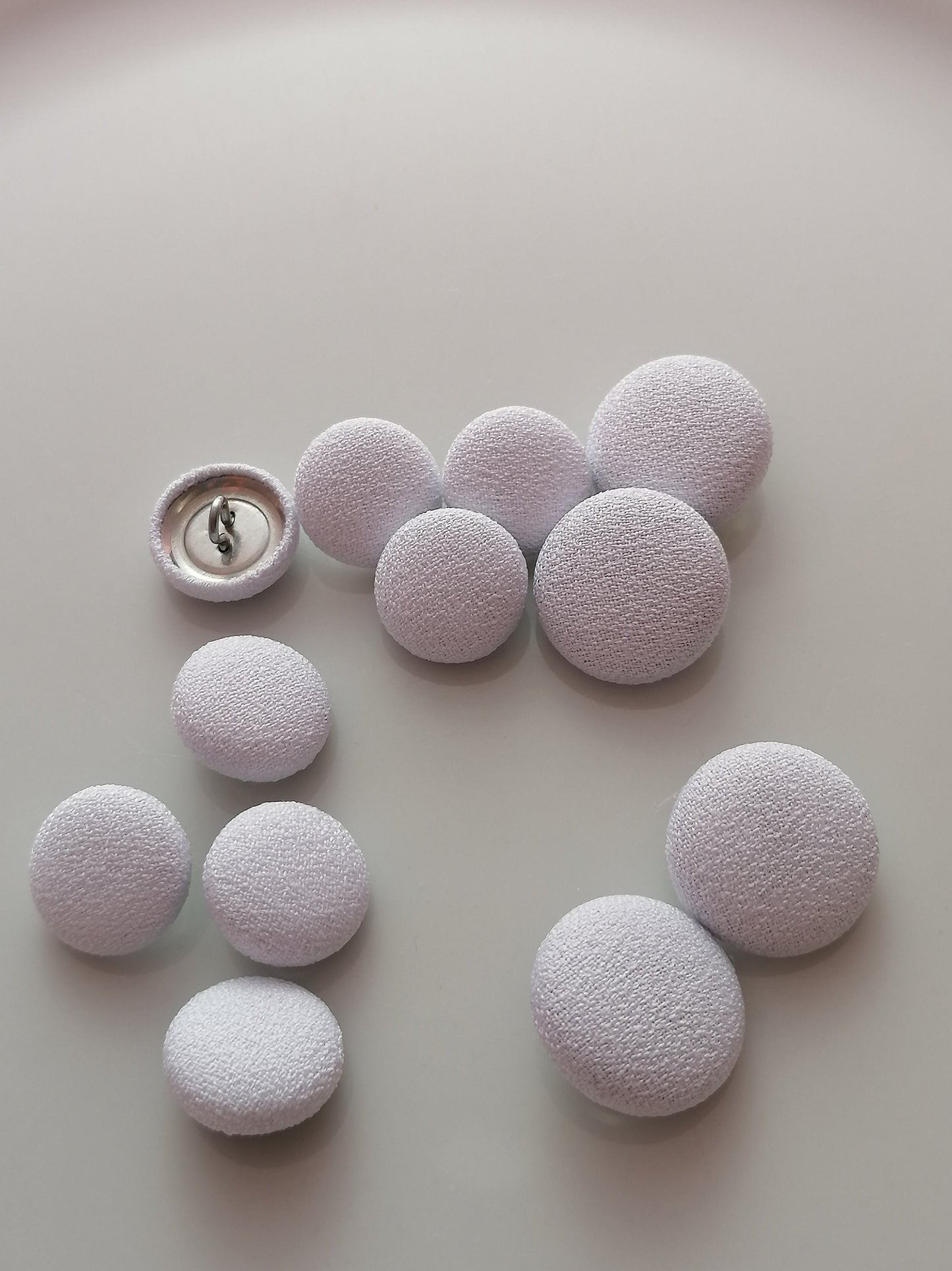 White Crepe Tuxedo Buttons Mens Suit Jacket and Sleeve Buttons Set