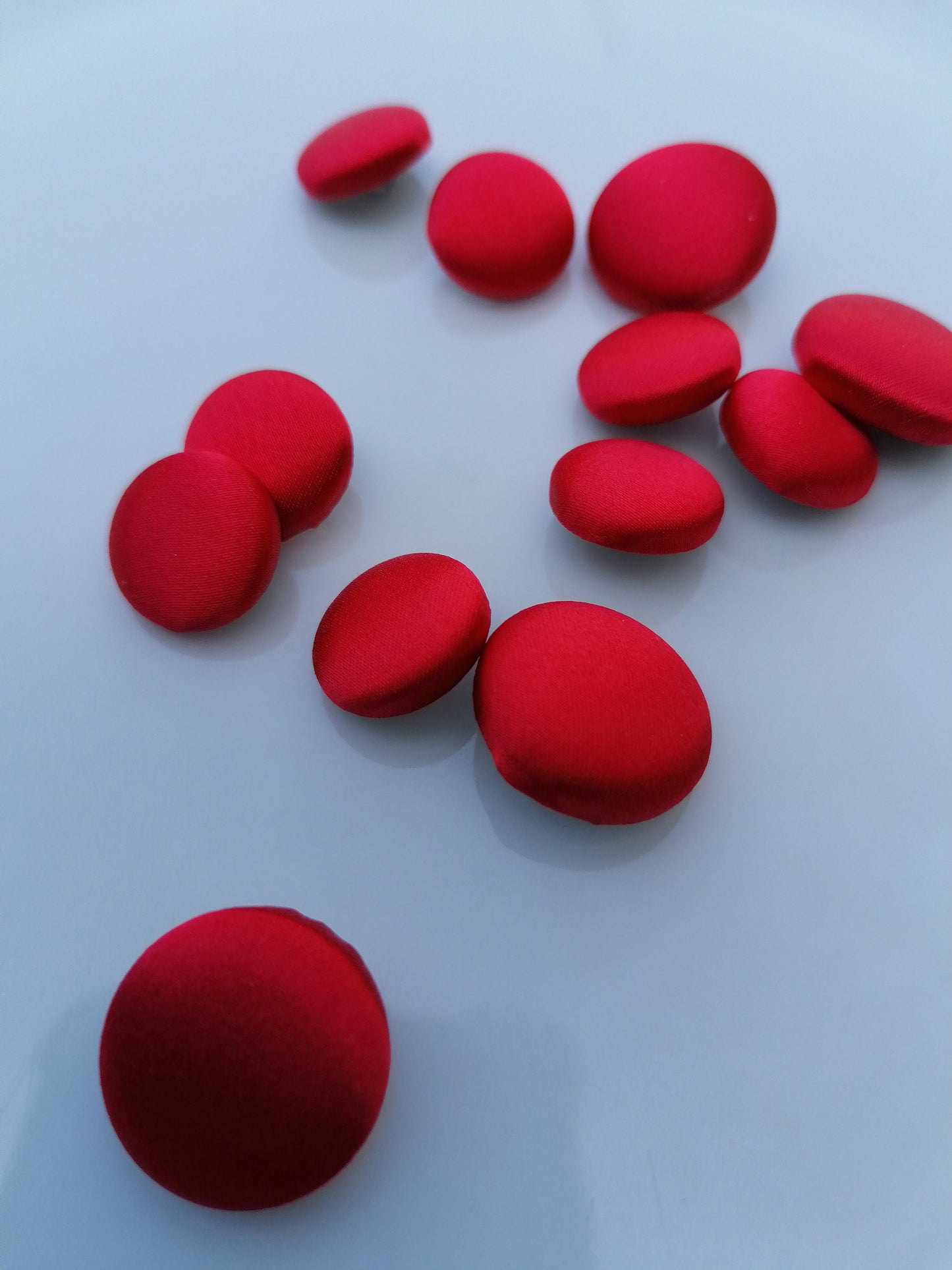 Red Silk Satin Tuxedo Buttons Silk Charmeuse Mens Suit Jacket and Sleeve Buttons Set