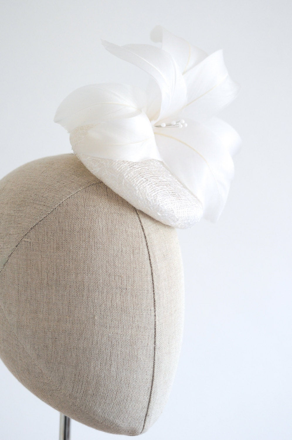 White Feather Flower Cocktail Hat Bridal Mini Hat Millinery Fascinator