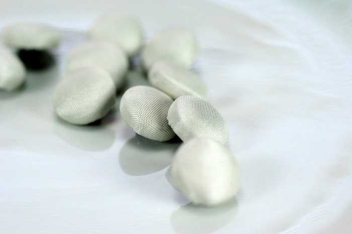 Ivory Taffeta Bridal Buttons