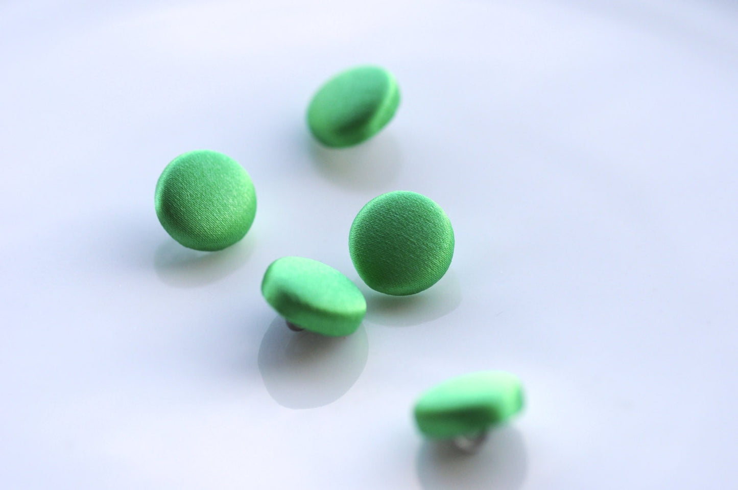 Green Wedding Dress Buttons 100% Silk Satin Bridal Buttons Silk Charmeuse